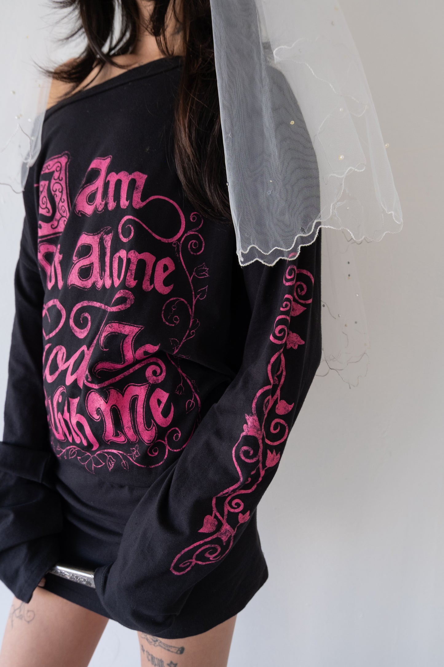 GOD T-SHIRT DRESS IN BLACK