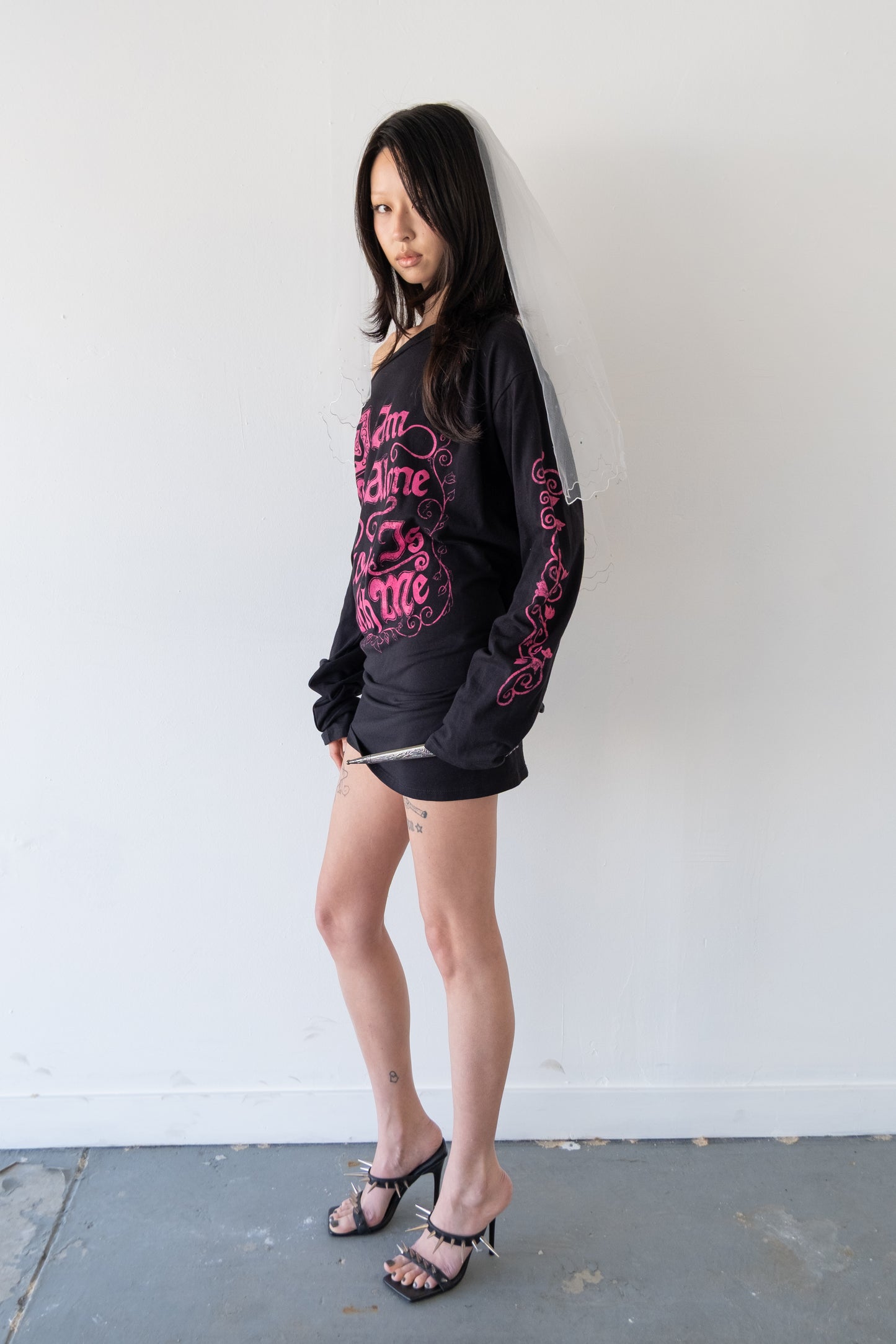 GOD T-SHIRT DRESS IN BLACK