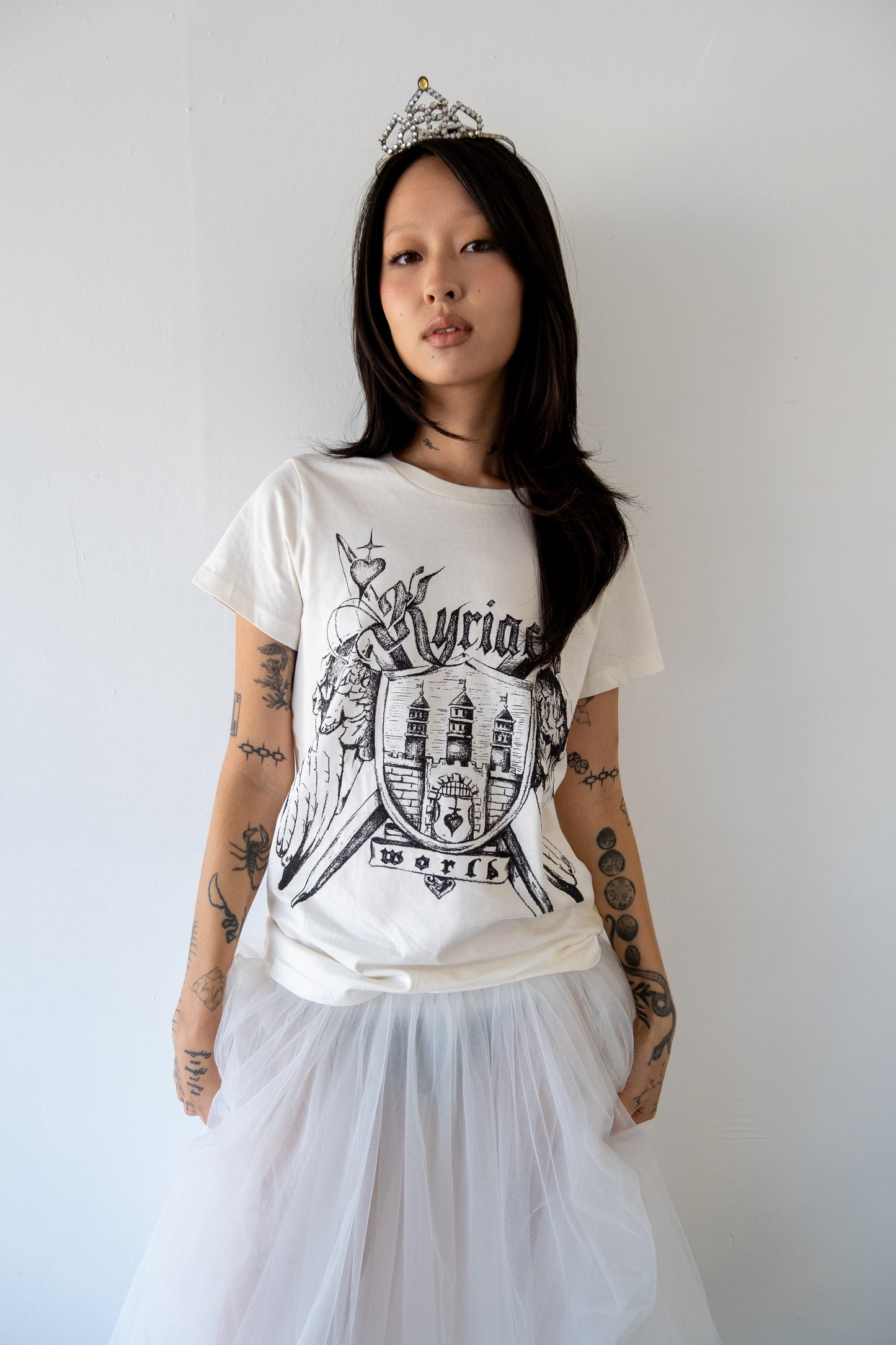 PRESENTATION TEE