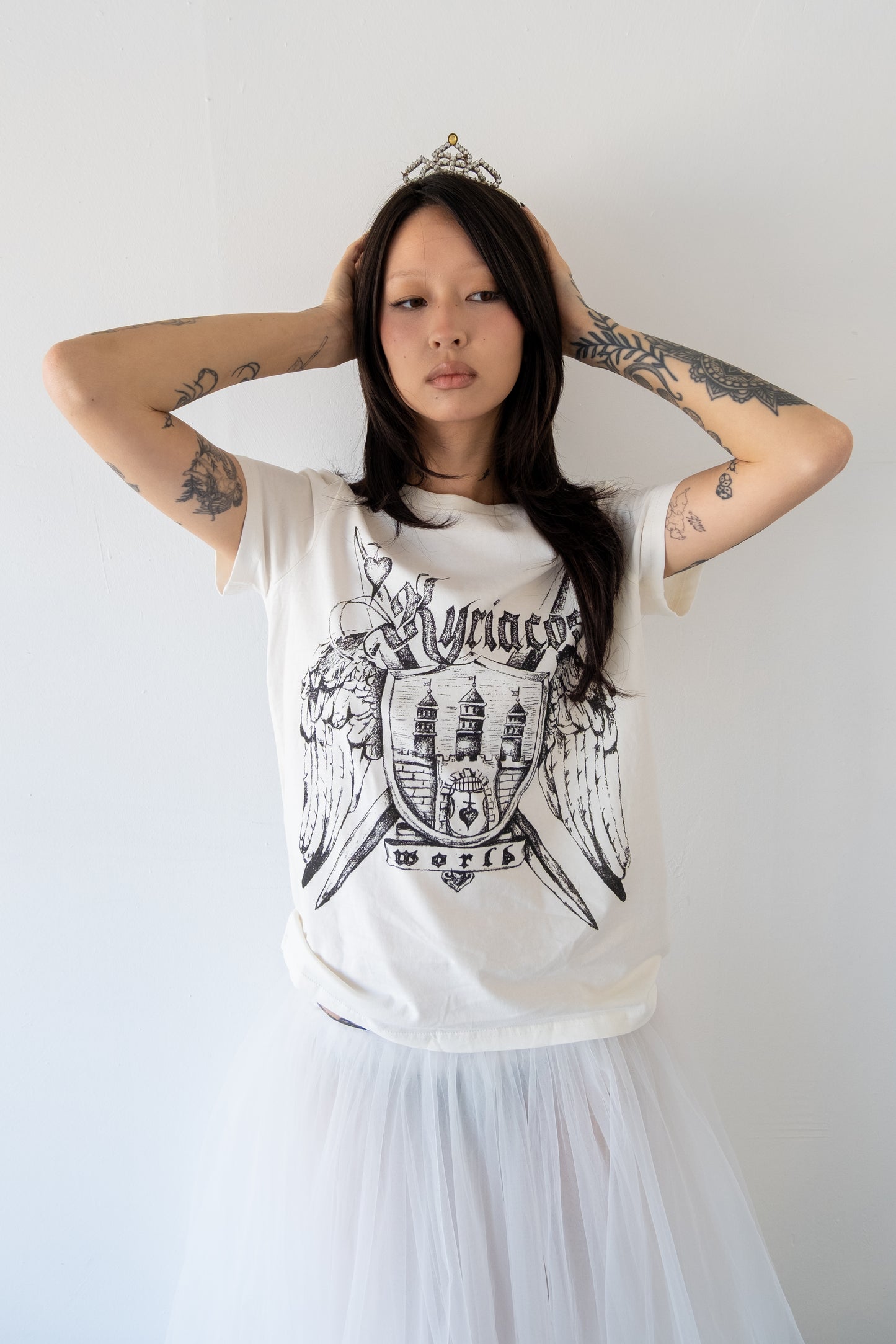 PRESENTATION TEE